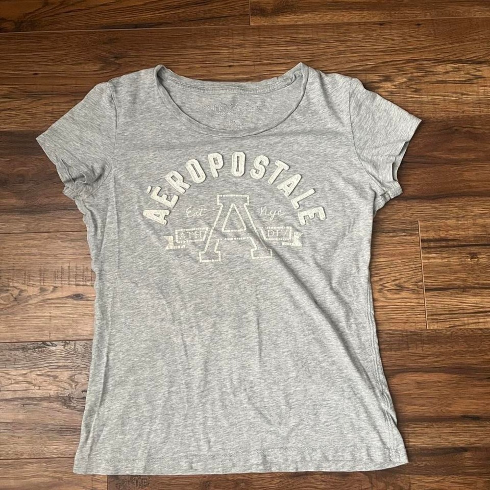Vintage Aeropostale Short Sleeve Grey‎ Graphic Baby Tee Women Large Streetwear